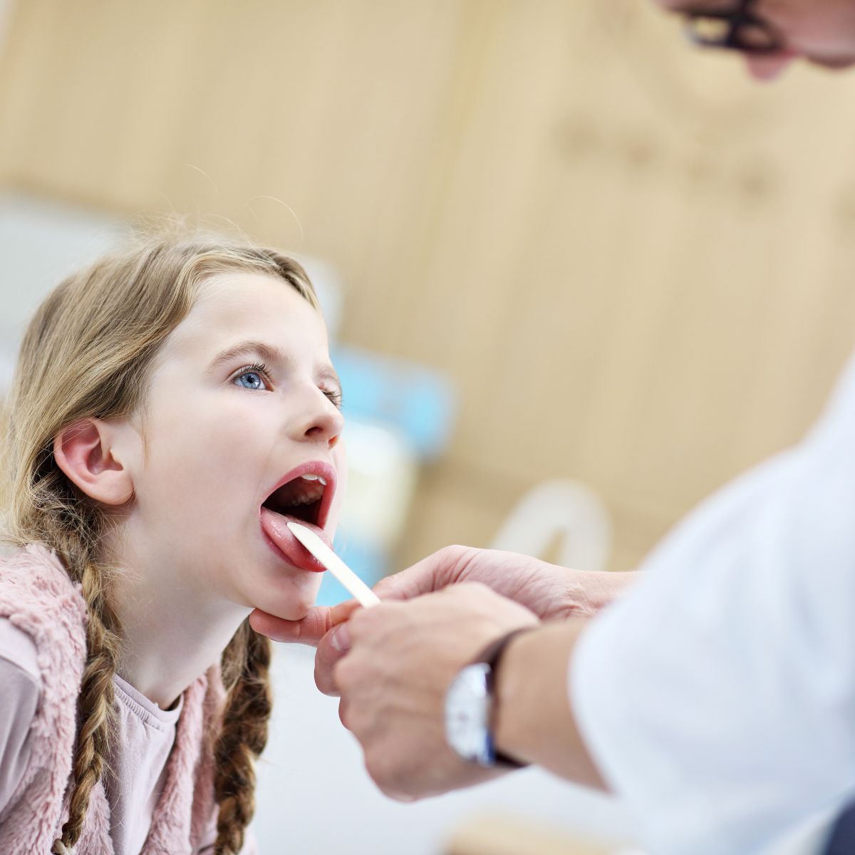 Laryngolog dziecięcy Gniezno NFZ