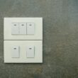 Jak smart switch pobiera zasilanie